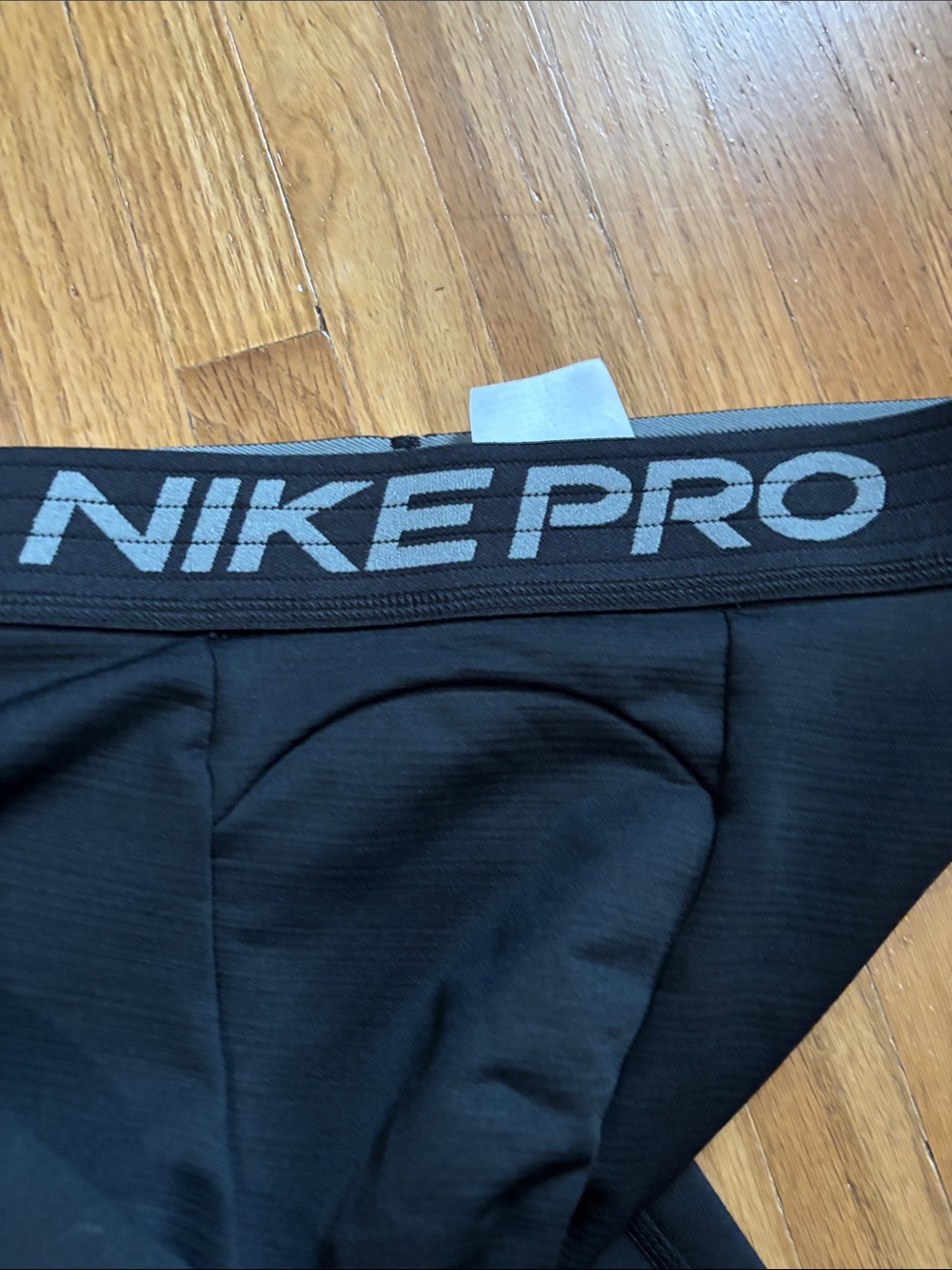Nike Black Pro 3/4 length base layer Leggings with White Swoosh - Picture 5 of 7
